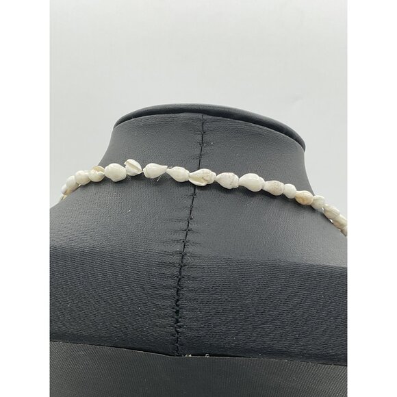 Long Strand Vintage Shell Bead Necklace - Picture 3 of 3